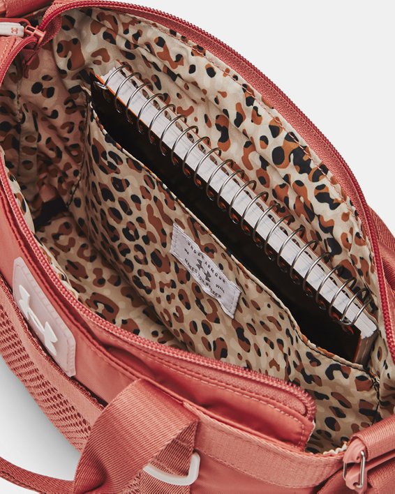 กระเป๋าสะพายพาดลำตัว UA Studio Mini สำหรับผู้หญิง in Pink image number 3